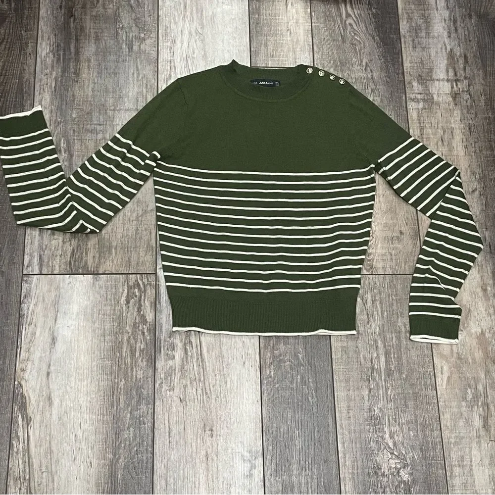 Zara Striped Lightweight Long Sleeve Sweater Green and White Size Small